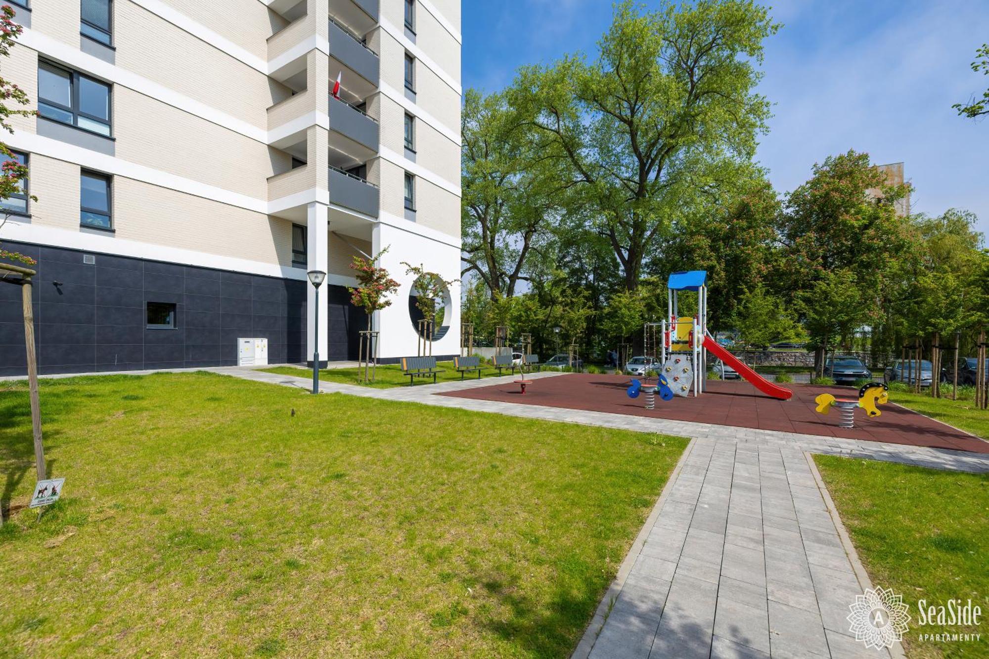 Seaside Apartamenty Platany Kołobrzeg Exteriör bild
